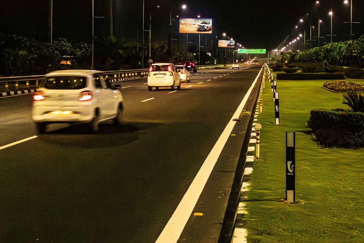 Airport Chowk Towards International Airport C1
